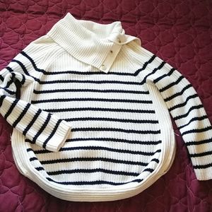 Pullover knit top